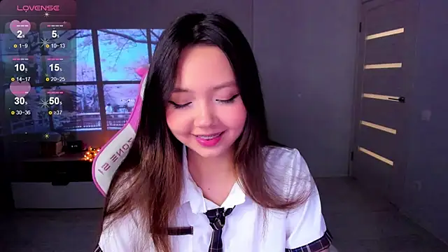 Fluffy Rose online show from November 30, 2025, 12:11 am