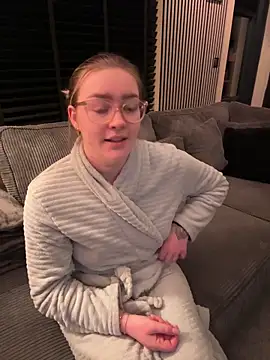 xX HotCouple Xx online show from December 21, 2025, 9:26 pm