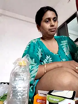 Rasmalai786 online show from May 30, 2026, 5:36 am