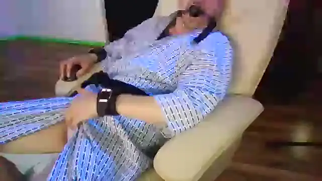 Snapshot of Minm666 chatting on December 19, 2024, 9:16 pm Minm666 online show from December 19, 2024, 9:16 pm