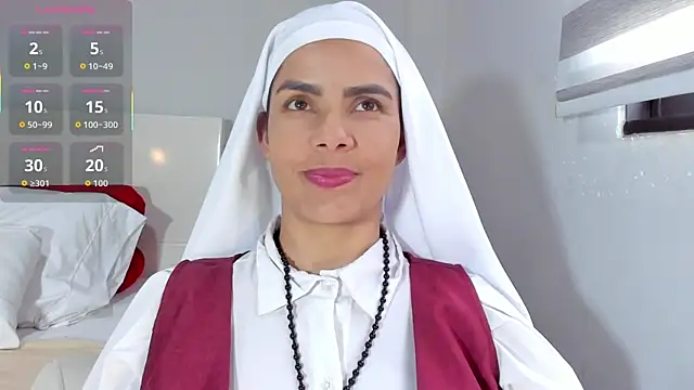 ClaraMariaMon online show from February 6, 2026, 7:21 pm