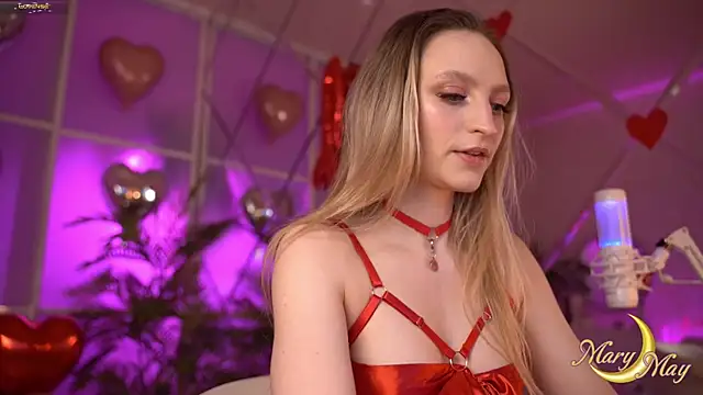 Snapshot of marylunamay chatting on February 14, 2025, 10:14 pm marylunamay online show from February 14, 2025, 10:14 pm