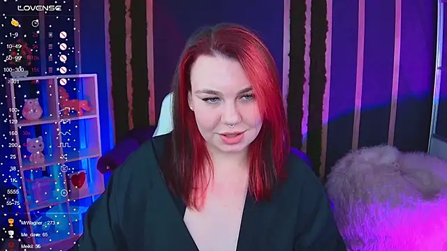 Snapshot of Lilumytrend chatting on November 2, 2025, 6:24 pm Lilumytrend online show from November 2, 2025, 6:24 pm