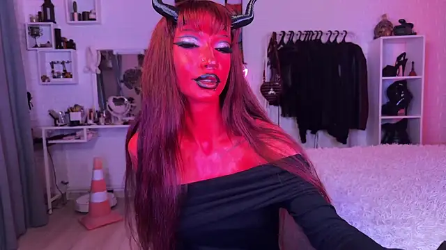 Snapshot of Marcellean chatting on October 30, 2025, 1:59 am Marcellean online show from October 30, 2025, 1:59 am