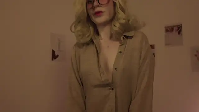 Snapshot of MariMaddison chatting on March 2, 2025, 7:19 pm MariMaddison online show from March 2, 2025, 7:19 pm