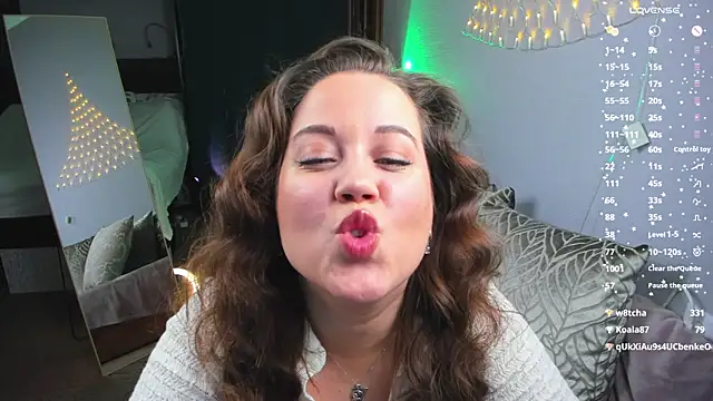 MissBecca online show from November 14, 2025, 4:27 am