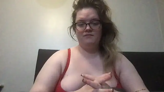 honeyyy24 online show from November 29, 2025, 11:32 am