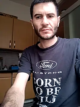 Snapshot of Gigolo4040 chatting on January 9, 2025, 8:45 am Gigolo4040 online show from January 9, 2025, 8:45 am