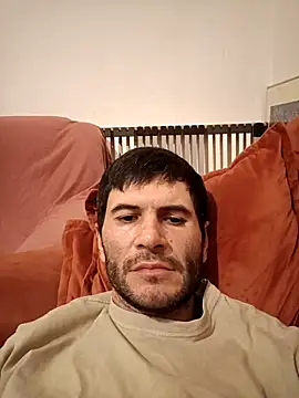 Snapshot of Gigolo4040 chatting on December 12, 2024, 4:32 pm Gigolo4040 online show from December 12, 2024, 4:32 pm