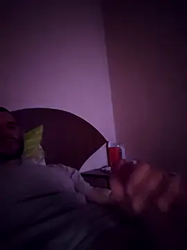 Gigolo4040 online show from April 11, 2026, 6:44 pm