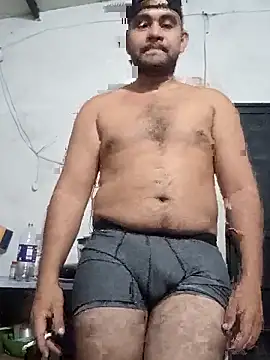 travieso2893 online show from December 2, 2025, 4:25 am