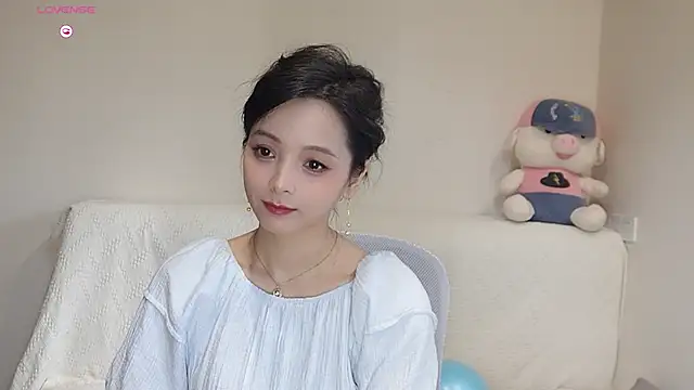 judy522 online show from October 15, 2025, 4:33 am