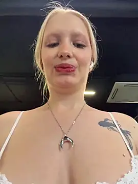 Milkyy wway online show from April 26, 2026, 5:38 am