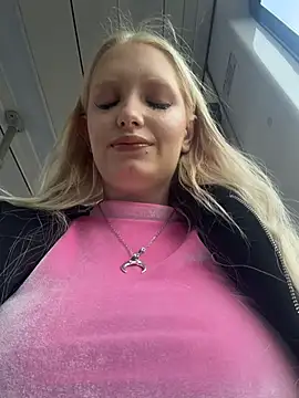 Milkyy wway online show from April 25, 2026, 5:10 am