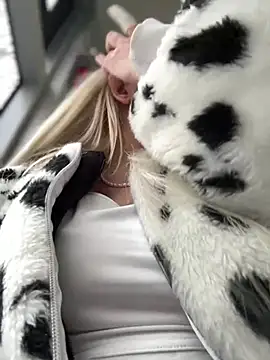 Milkyy wway online show from February 28, 2025, 11:03 am