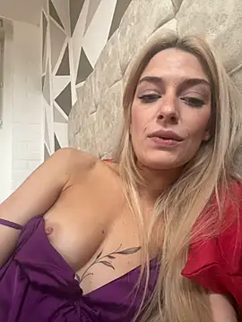 Snapshot of Lolitaxlola chatting on March 17, 2025, 1:08 pm Lolitaxlola online show from March 17, 2025, 1:08 pm