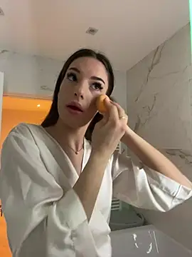 Snapshot of IrisMonn chatting on March 30, 2026, 4:03 am IrisMonn online show from March 30, 2026, 4:03 am