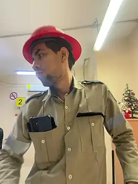 EnriquePersian197 online show from December 15, 2025, 12:44 pm