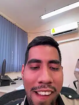 EnriquePersian197 online show from March 20, 2025, 6:53 pm