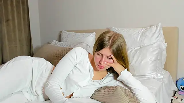 Snapshot of kirraa_ chatting on December 22, 2025, 7:58 pm kirraa online show from December 22, 2025, 7:58 pm