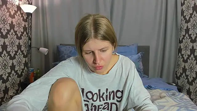 Snapshot of kirraa_ chatting on September 15, 2025, 5:13 pm kirraa online show from September 15, 2025, 5:13 pm