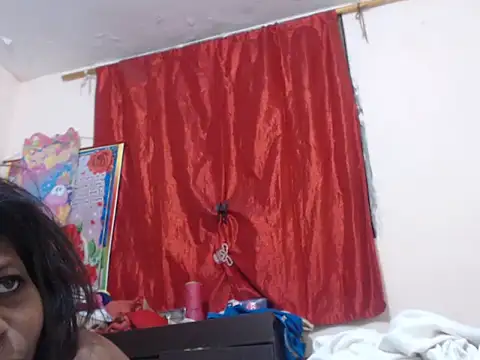 Snapshot of chocolatesexi2 chatting on November 3, 2025, 7:24 am chocolatesexi2 online show from November 3, 2025, 7:24 am