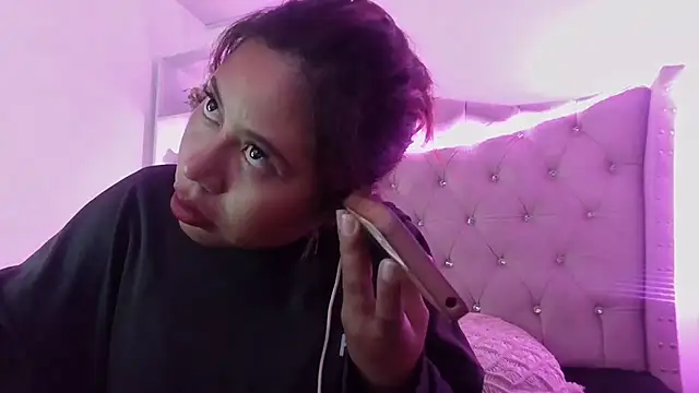 Sweet Orianaa online show from May 27, 2026, 4:58 pm