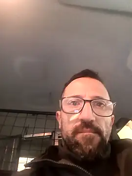 Snapshot of Porco81cazzo chatting on November 29, 2025, 8:58 am Porco81cazzo online show from November 29, 2025, 8:58 am