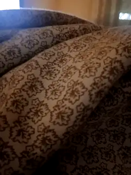 Snapshot of Porco81cazzo chatting on January 6, 2026, 7:12 am Porco81cazzo online show from January 6, 2026, 7:12 am