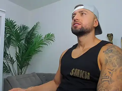 OwenMaximus814 online show from January 14, 2026, 11:08 pm