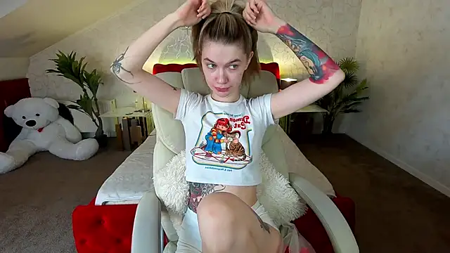 Snapshot of AnacondaOn chatting on March 22, 2025, 9:24 am AnacondaOn online show from March 22, 2025, 9:24 am