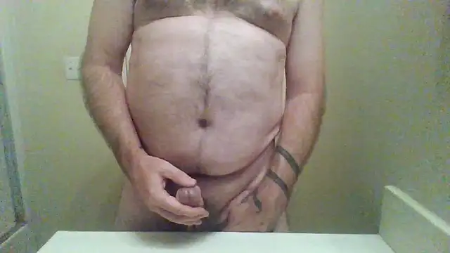 WatchinU82 online show from September 15, 2025, 4:13 am