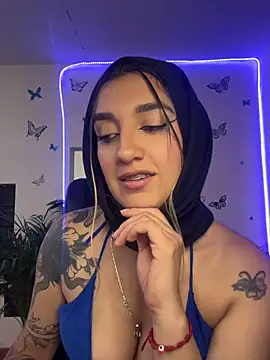 Snapshot of Lia-mitch chatting on July 1, 2026, 6:52 pm Lia-mitch online show from July 1, 2026, 6:52 pm