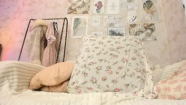 Luafy Toddy online show from October 14, 2025, 3:40 am