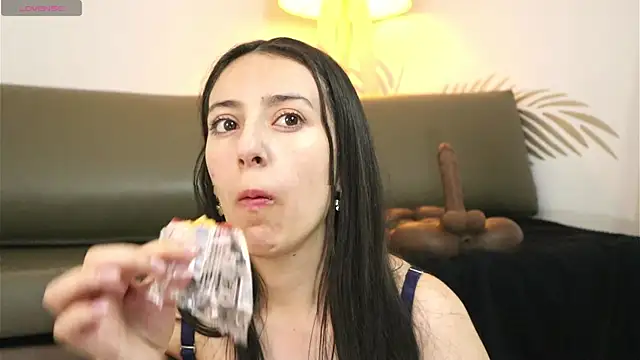 Snapshot of Sweet_Sammy_ chatting on May 11, 2026, 7:44 pm Sweet Sammy online show from May 11, 2026, 7:44 pm