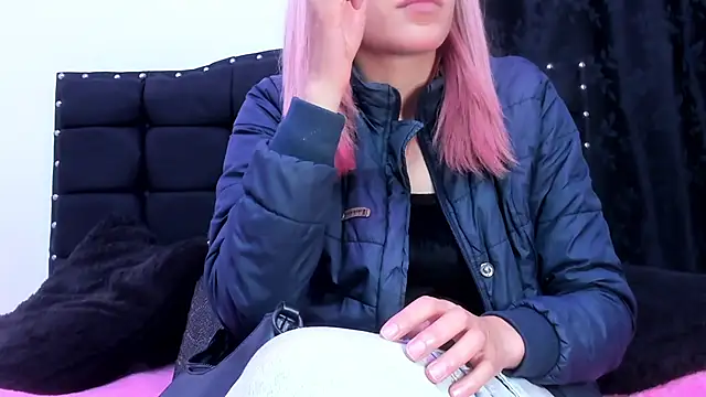 Snapshot of FULL_TENTATION_ chatting on February 13, 2025, 9:20 am FULL TENTATION online show from February 13, 2025, 9:20 am