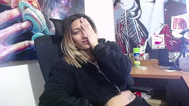 Snapshot of FULL_TENTATION_ chatting on October 19, 2025, 6:16 am FULL TENTATION online show from October 19, 2025, 6:16 am