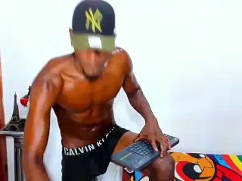 Snapshot of Darick_brown chatting on February 10, 2025, 1:55 pm Darick brown online show from February 10, 2025, 1:55 pm