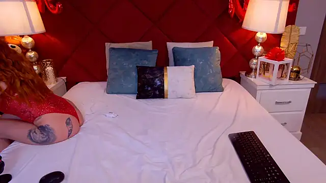 MinnieDrew online show from February 14, 2026, 7:58 pm