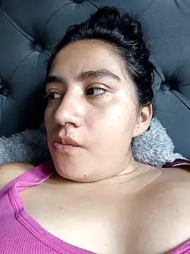 Snapshot of Hellen_Alex chatting on March 5, 2025, 2:45 pm Hellen Alex online show from March 5, 2025, 2:45 pm