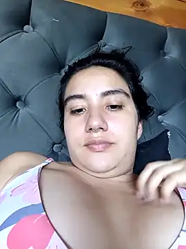 Snapshot of Hellen_Alex chatting on September 8, 2025, 3:11 pm Hellen Alex online show from September 8, 2025, 3:11 pm