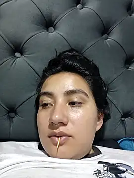 Snapshot of Hellen_Alex chatting on March 2, 2025, 6:57 pm Hellen Alex online show from March 2, 2025, 6:57 pm