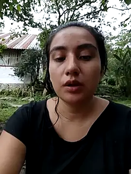 Snapshot of Hellen_Alex chatting on February 26, 2025, 5:21 pm Hellen Alex online show from February 26, 2025, 5:21 pm