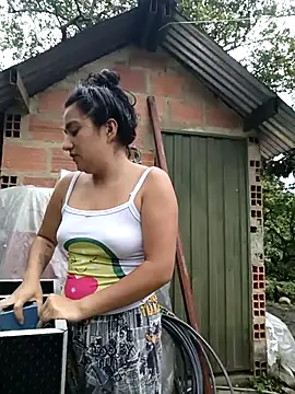 Snapshot of Hellen_Alex chatting on February 28, 2025, 2:31 pm Hellen Alex online show from February 28, 2025, 2:31 pm