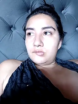 Snapshot of Hellen_Alex chatting on September 18, 2025, 2:31 pm Hellen Alex online show from September 18, 2025, 2:31 pm