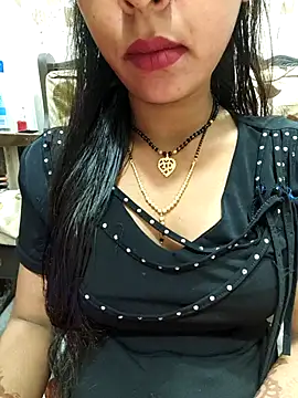Snapshot of Sharmila-Singh chatting on October 13, 2025, 4:58 am Sharmila-Singh online show from October 13, 2025, 4:58 am