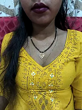 Snapshot of Sharmila-Singh chatting on April 28, 2026, 5:12 am Sharmila-Singh online show from April 28, 2026, 5:12 am
