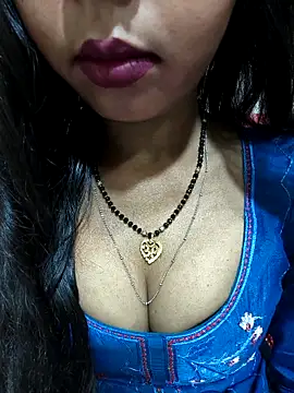 Snapshot of Sharmila-Singh chatting on April 26, 2026, 6:43 am Sharmila-Singh online show from April 26, 2026, 6:43 am