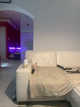 sissytrainz online show from March 26, 2026, 6:33 am