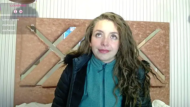 Snapshot of _isaabellaa chatting on April 12, 2026, 11:57 am isaabellaa online show from April 12, 2026, 11:57 am